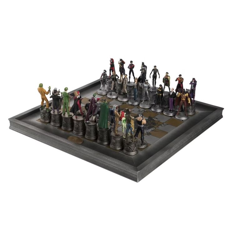 DC-Comics-Chess.jpg